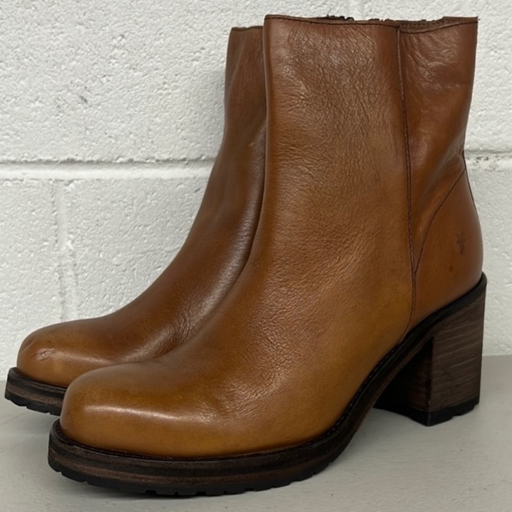 Frye Karen Inside Zip Booties